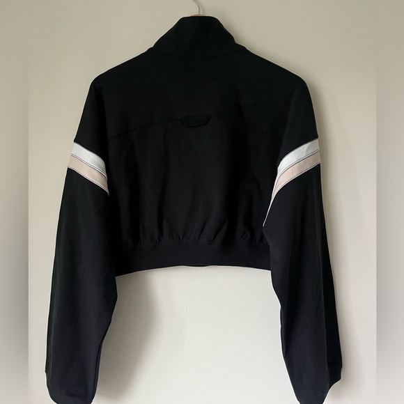 FP Movement by Free People For the Win Set Crop Pullover Black NWT - Picture 6 of 8